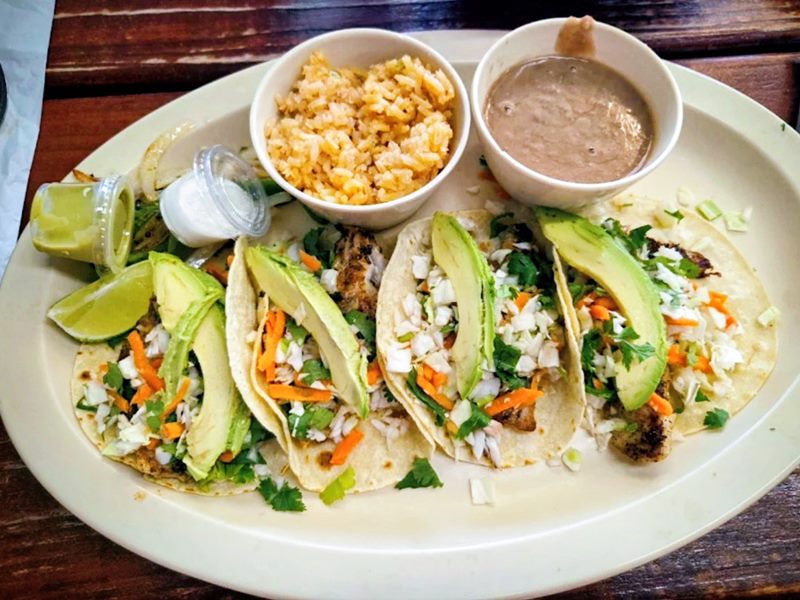 Los Tortugo's Seafood Market food